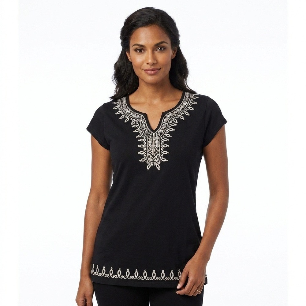 Apt. 9 Black and White Embroidered V-Neck Top Boho Chic‎ Casual Small Nwot